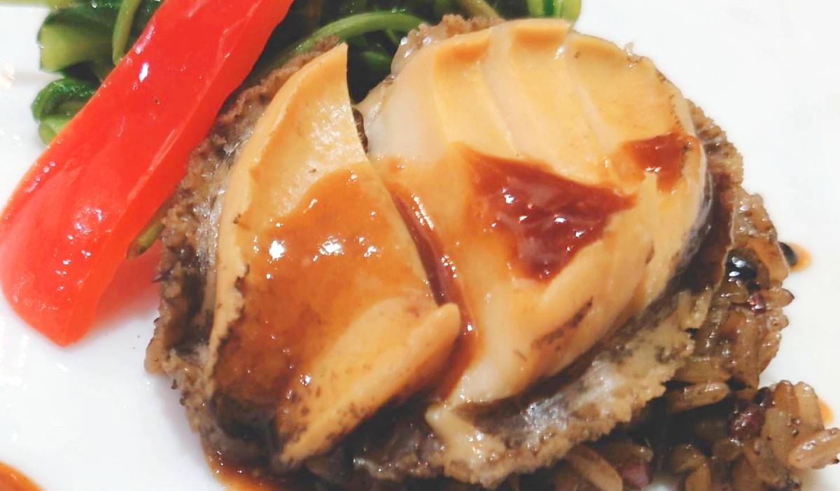 アワビのお料理